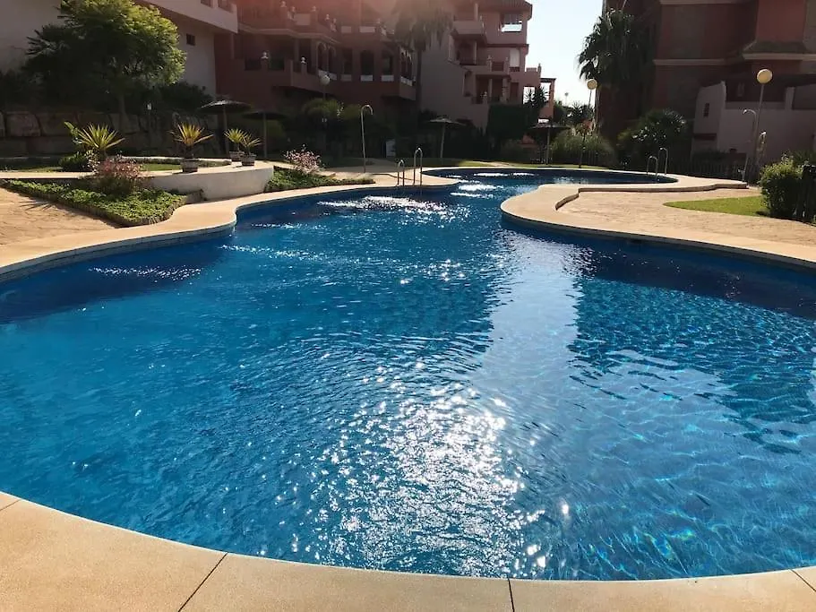 Duquesa Regents Apt, Large Balcony With Spectacular Sea Views Close To Port And Beach Manilva Apartamento