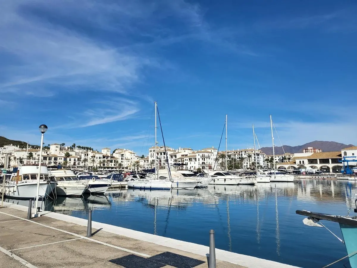Duquesa Regents Apt, Large Balcony With Spectacular Sea Views Close To Port And Beach Manilva Espagne