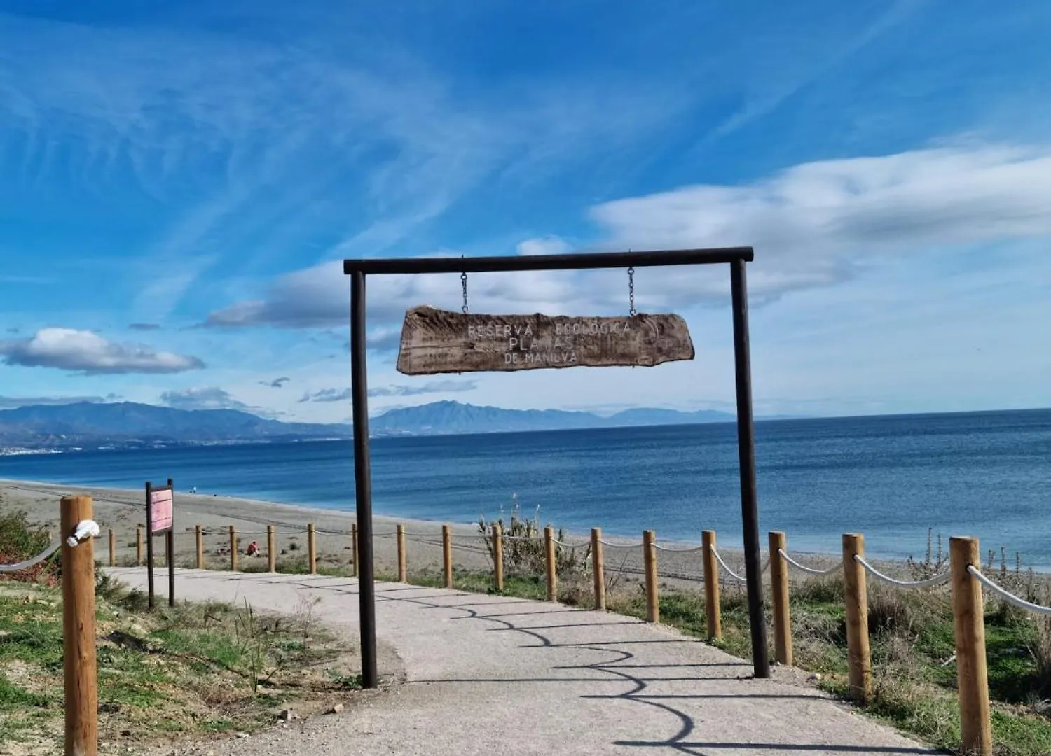 Apartamento Duquesa Regents Apt, Large Balcony With Spectacular Sea Views Close To Port And Beach Manilva