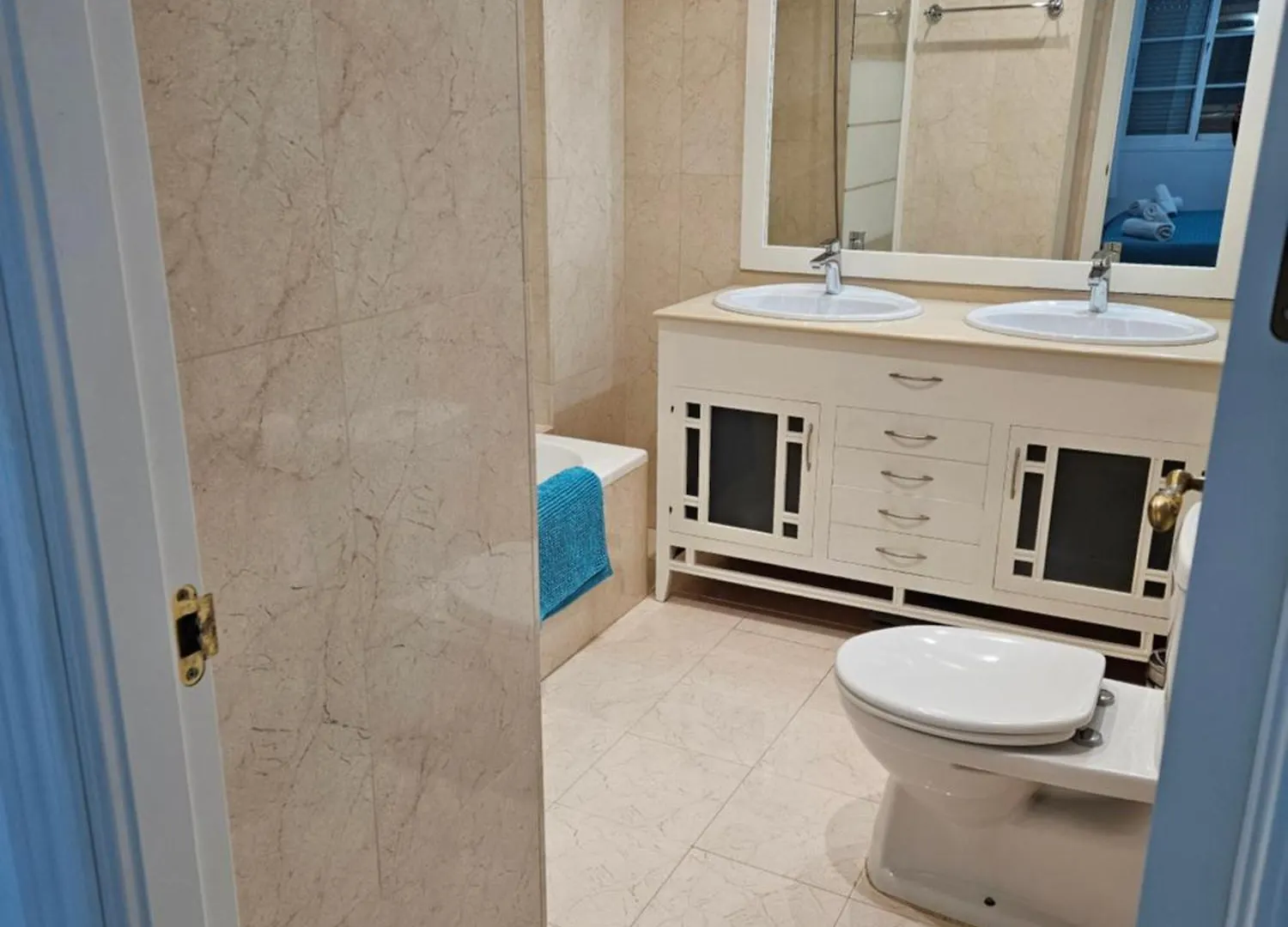 Duquesa Regents Apt, Large Balcony With Spectacular Sea Views Close To Port And Beach Manilva 0*,
