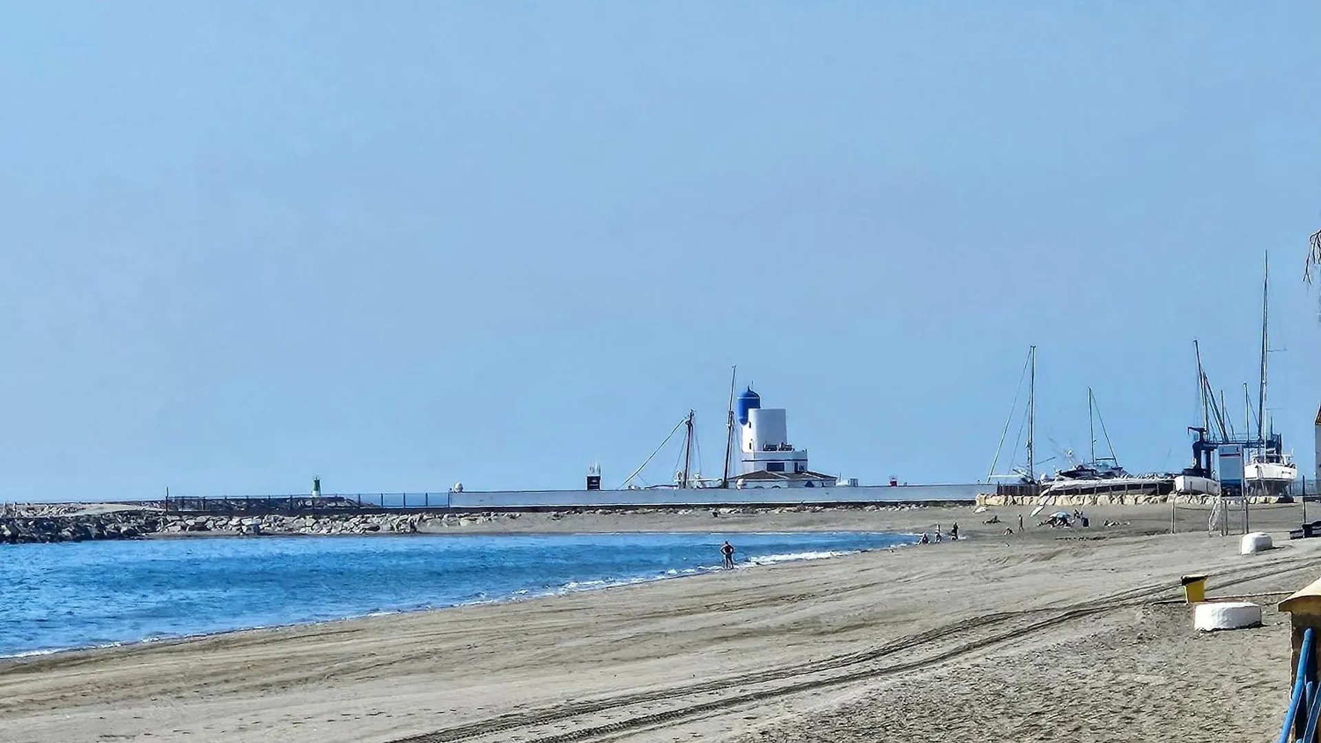 Duquesa Regents Apt, Large Balcony With Spectacular Sea Views Close To Port And Beach Manilva